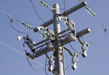 Lights out for 2500 after power line fails
