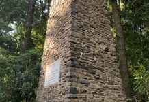 Cunningham monument Heritage application