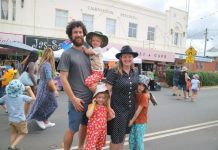 The faces of Apple & Grape