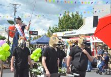 Apple and Grape a community success