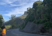 Cunningham Highway closed at Gladfield