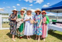 Bubbles flow for 150th